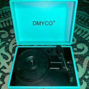 Small Record / Vinyl Player